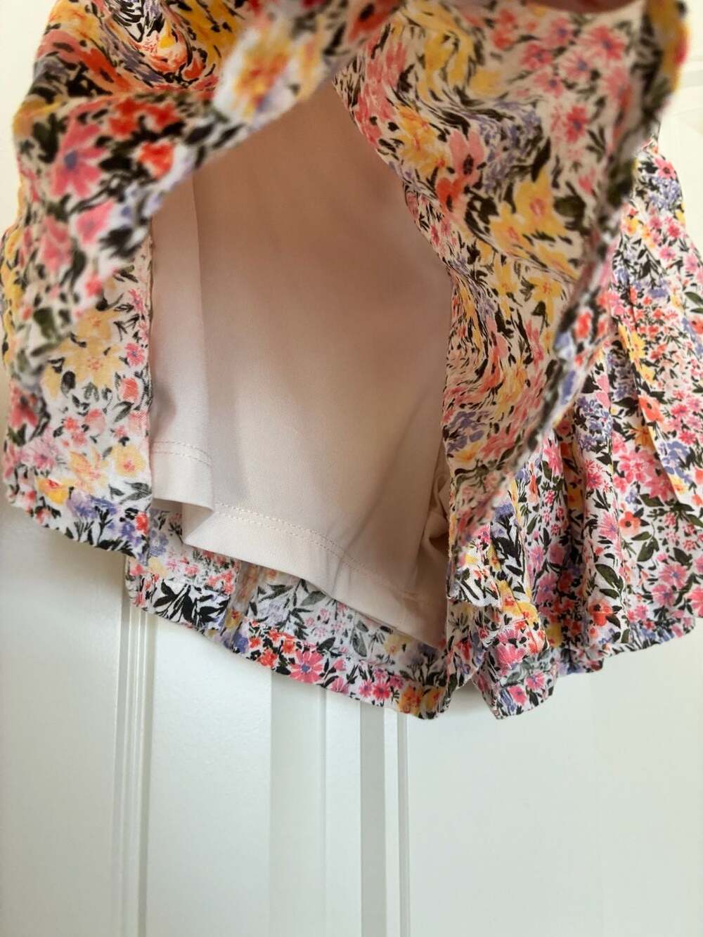 Old Navy Girls Floral Print Elastic Waist Ruffle Skort Size L 10-12 - Picture 2 of 4